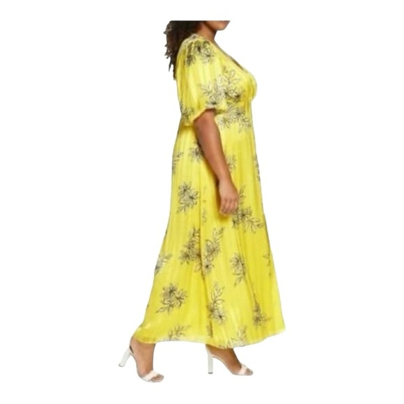 Maree Pour Toi Floral & Stripes Button-Front Maxi Dress - Picture 3 of 8